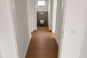 Wohnen mit Charakter: Drei-Zimmer-Wohnung in Darmstadt-Eberstadt – Hartmuth-Pfeil-Weg 7, 64297 Eberstadt, Darmstadt – Vorschaubild 4
