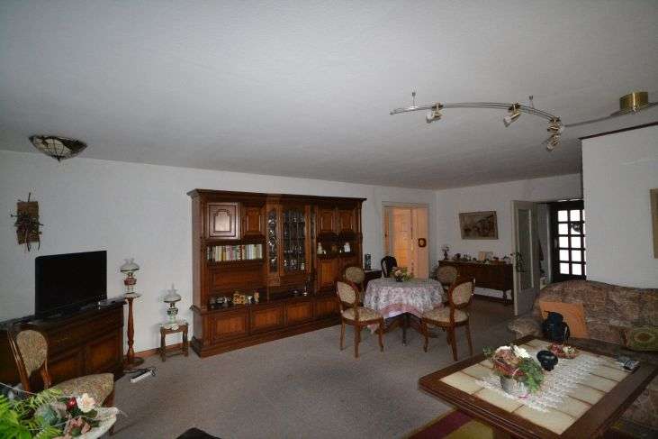 Immobilie in Groven - Vielseitig nutzbares Wohnhaus in ruhiger Seitenstraßenlage von Lunden - Bild 3