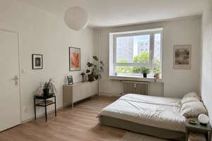 Bezugsfreie + helle 2-Zi-Whg. ZENTRAL in Tempelhof + Süd-Balkon + Lift + Keller – Die vollständige Adresse der Immobilie erhältst du vom Anbieter., 12101 Tempelhof, Berlin – Vorschaubild 3