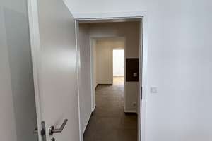 Frisch sanierte 3 Zimmer-Wohnung mit großem Süd-/Westbalkon – Die vollständige Adresse der Immobilie erhältst du vom Anbieter., 40225 Bilk, Düsseldorf – Vorschaubild 4