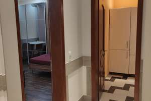 Bezugsfreie, vollmöblierte 1-Zimmer-Wohnung im Hochparterre – ideal zum Einziehen oder Vermieten – Die vollständige Adresse der Immobilie erhältst du vom Anbieter., 70469 Feuerbacher Tal, Stuttgart – Vorschaubild 2