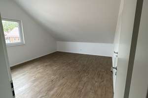 Große 3-Zimmer-Maisonette-Wohnung im Niedrigenergiehaus – Johann-Klöhr-Straße 32, 97618 Hohenroth – Vorschaubild 10