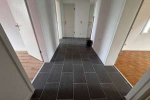 Komfortable 3-Zimmer Wohnung in Krefeld – Die vollständige Adresse der Immobilie erhältst du vom Anbieter., 47803 Inrath/Kliedbruch, Krefeld – Vorschaubild 4