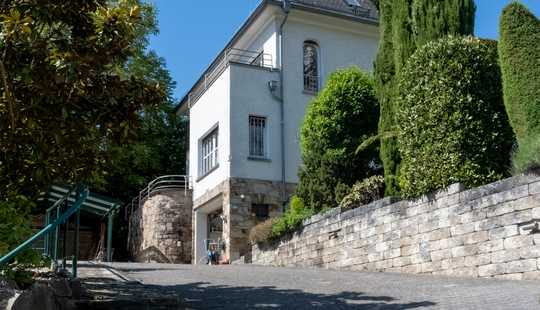 Bild von Charmante Villa in sehr guter Lage von Wiesbaden Sonnenberg