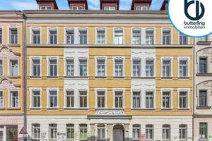 Bezugsfreie Altbauwohnung in Schleußig: großer Balkon, Parkett & Potenzial für Eigennutzer/Anleger