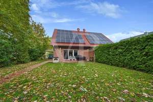 Sehr gepflegte Energieeffiziente DHH mit PV und Carport in begehrter Lage von Aurich – Die vollständige Adresse der Immobilie erhältst du vom Anbieter., 26605 Aurich – Vorschaubild 12