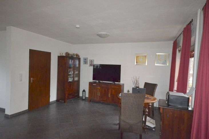 Immobilie in Burg (Dithmarschen) - Charmantes Reihenmittelhaus in sonniger Sackgassenlage von Burg, Kreis Dithmarschen - Bild 0