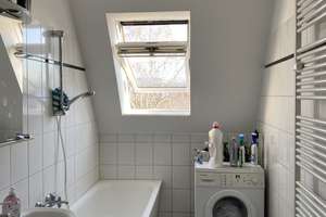 Vermietete Dachgeschosswohnung! 2 Zimmer mit Balkon und einem phantastischen Ausblick! – Suderoder Str. 47A, 12347 Britz, Berlin – Vorschaubild 8