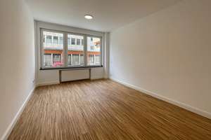 Traumhafte 4 Zimmer Wohnung – Die vollständige Adresse der Immobilie erhältst du vom Anbieter., 47057 Neudorf-Nord, Duisburg – Vorschaubild 3