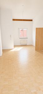 Sanierte, familienfreundliche Wohnung | 3-Zimmer-Wohnung (88m²)