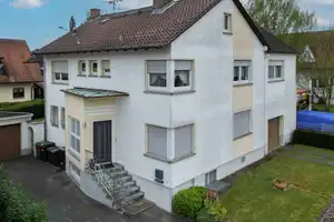 Großzügig. Vielseitig. Familienfreundlich – Ihr 2-Familienhaus mit Entwicklungspotenzial – Main-Kinzig-Kreis – Vorschaubild 3