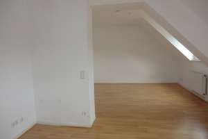 Unterbilk ++ Maisonette-Wohnung ++ Dachterrasse ++ Balkon ++ Einbauküche++40219 Düsseldorf – 40219 Unterbilk, Düsseldorf – Vorschaubild 11