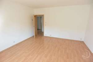Dachgeschoss in ruhiger, zentraler, Citylage – 65185 Mitte, Wiesbaden – Vorschaubild 2