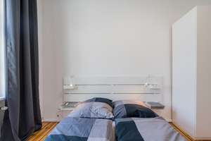 Charming One-Bedroom Apartment in a Classic Berlin Altbau – Quiet Rear Building Location – Die vollständige Adresse der Immobilie erhältst du vom Anbieter., 10997 Kreuzberg, Berlin – Vorschaubild 9