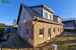 2 DHH, Komplettpaket je mit Einbauküche, Carport, PV- Anlage und LWP – Die vollständige Adresse der Immobilie erhältst du vom Anbieter., 25885 Oster-Ohrstedt – Vorschaubild 5