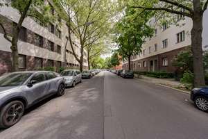 From 16.08 - Bright 2-Bedroom Apartment with Balcony near Preußenpark – Die vollständige Adresse der Immobilie erhältst du vom Anbieter., 10707 Wilmersdorf, Berlin – Vorschaubild 32
