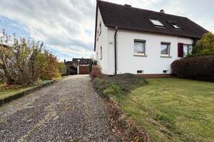 TOP-Preis...die Modernisierung kann starten.
4 Zimmer auf 131 m². Herrliches Grundstück.
Südstadt. – Die vollständige Adresse der Immobilie erhältst du vom Anbieter., 78050 Villingen, Villingen-Schwenningen – Vorschaubild 24