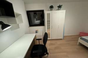 Schönes WG Zimmer in 3er WG mit gehobener Innenausstattung mit Balkon und EBK in Bonn – Adrianstraße 126, 53227 Oberkassel, Bonn – Vorschaubild 3