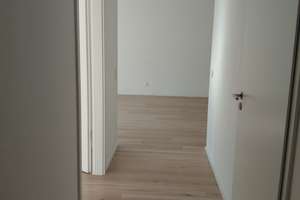 helle Wohnung mit 2 Balkonen und EBK – Genter Str 16A, 13353 Wedding, Berlin – Vorschaubild 5
