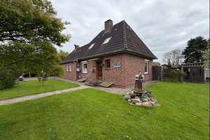 Einfamilienhaus in sehr ruhiger Lage von Hemmingstedt – Die vollständige Adresse der Immobilie erhältst du vom Anbieter., 25770 Hemmingstedt – Vorschaubild 2