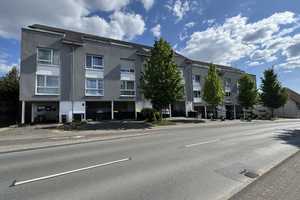 Attraktives und neuwertiges 5-Raum-Reihenhaus in Solingen Burg/Höhscheid – Ritterstraße 111, 42659 Solingen – Vorschaubild 1