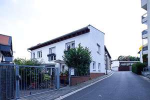 Immobilien-Ensemble in Eschborn: Mehrfamilienhaus & Einfamilienhaus mit stabilen Mieteinnahmen – Die vollständige Adresse der Immobilie erhältst du vom Anbieter., 65760 Eschborn – Vorschaubild 1
