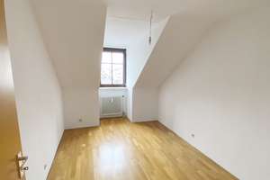 Charmante 3-Zimmer-Dachgeschosswohnung mit Dachloggia in gefragter Wohnlage Berg am Laim – Neumarkter Straße XXX, 81673 Echarding, München – Vorschaubild 6