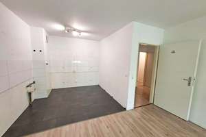 CITYHOUSE: Gepflegte 2 Zimmer Wohnung mit großem Balkon, Keller und TG Stellplatz in zentraler Lage – 51145 Urbach, Köln – Vorschaubild 7