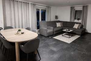*Neuwertig & Zentral*: Geräumige 4-Zi.-Wohnung mit Balkon & Gäste-WC in Westerbeck – Die vollständige Adresse der Immobilie erhältst du vom Anbieter., 38524 Sassenburg – Vorschaubild 2
