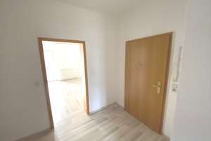 Komfortable, helle 2-Raum-Wohnung mit Balkon und EBK in Berga (3.6) – 7980 Berga/Elster – Vorschaubild 6