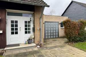 Schicke Doppelhaushälfte mit 40 m² Anbau (in Wohnraum umbaubar) und Garage mit Stellplatz! – Eduard-Spranger-Straße 32, 51377 Leverkusen – Vorschaubild 3