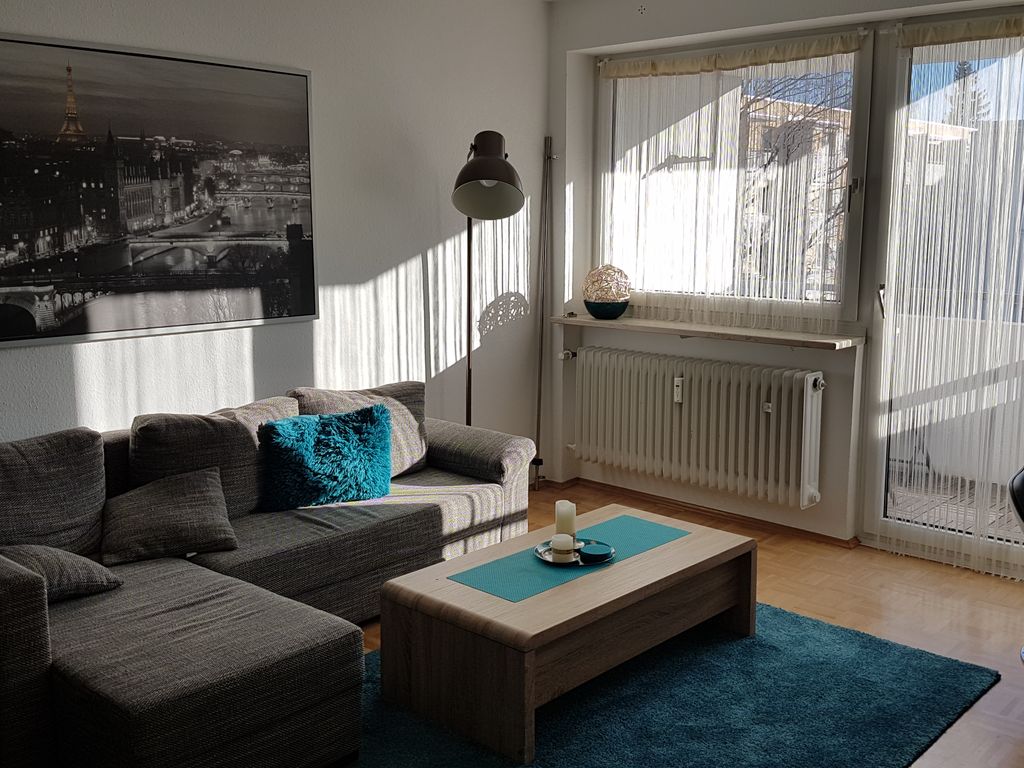 Schöne, helle und ruhige 2-Zimmer-Wohnung mit perfektem Schnitt in