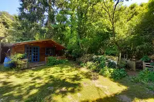 CITYHOUSE: Freistehendes Einfamilienhaus mit großem Grundstück, Außenpool, Sauna, Kamin und Garage – Rheinisch-Bergischer Kreis – Vorschaubild 23