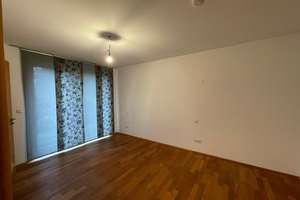 Exklusive 3-Zimmer-Wohnung mit großem Balkon, Design-Highlights und Festungsblick – Toplage Würzburg – Die vollständige Adresse der Immobilie erhältst du vom Anbieter., 97082 Steinbachtal, Würzburg – Vorschaubild 15
