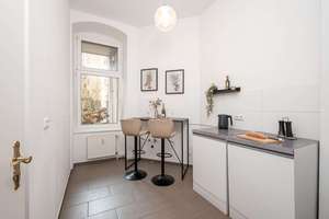 Bezugsfreie 2-Zimmer-Altbauwohnung mit Terrasse im Prenzlauer Berg – Schönhauser Allee 151, 10435 Prenzlauer Berg, Berlin – Vorschaubild 5