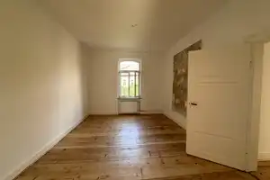 Geschmackvolle 3-Zimmer-Altbau-Wohnung mit Balkon und EBK im Martinsviertel – Kranichsteiner Straße 42, 64289 Darmstadt – Vorschaubild 5
