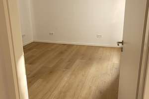 Kernsaniertes Penthouse mit Dachterrasse, EBK und Fußbodenheizung in Sachsenhausen – Tucholskystr. 79, 60598 Sachsenhausen-Süd, Frankfurt am Main – Vorschaubild 19