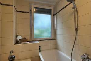 Attraktive 3,5-Zimmer-Wohnung mit Gartenanteil und PKW-Stellplatz in Nürnberg-Schniegling – Die vollständige Adresse der Immobilie erhältst du vom Anbieter., 90427 Schniegling, Nürnberg – Vorschaubild 22