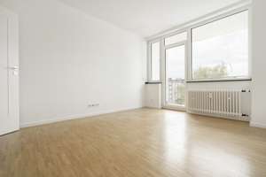 Df.-Unterbilk/Nähe MedienHafen: Großzügige 3- bis 4-Raum-Wohnung im Bauhaus-Stil – Die vollständige Adresse der Immobilie erhältst du vom Anbieter., 40217 Unterbilk, Düsseldorf – Vorschaubild 9