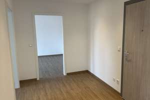 HANNOVER-ZENTRUM: NEU SANIERTE 3-Zimmer-Wohnung im 3.OG mit BALKON, NÄHE AEGI+MASCHSEE – Senior-Blumenberg-Gang 2, 30159 Mitte (Ortsteil), Hannover – Vorschaubild 34