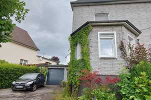 Kernsaniertes Einfamilienhaus mit Zweifamilienhauspotenzial, großem Grundstück und naturnaher Lage – Oberbergischer Kreis – Vorschaubild 2