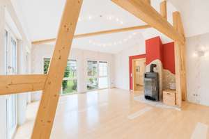 Traumhaftes Einfamilienhaus mit weitläufigem Garten und Scheune in Jühnde bei Göttingen. – Die vollständige Adresse der Immobilie erhältst du vom Anbieter., 37127 Jühnde – Vorschaubild 5