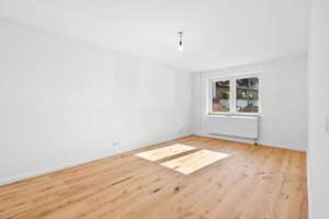 Frisch saniert, hell & freundlich – 3 Zimmer mit Platz zum Ankommen – Die vollständige Adresse der Immobilie erhältst du vom Anbieter., 50769 Worringen, Köln – Vorschaubild 3
