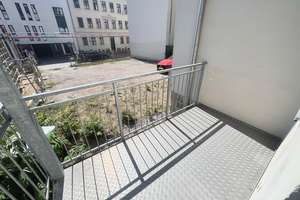 Bezugsfrei in zentraler Lage! * Tageslichtbad * Laminat * Südbalkon * WG-geeignet * hohe Rücklage – Georg-Schumann-Straße 49, 4155 Gohlis-Süd, Leipzig – Vorschaubild 5