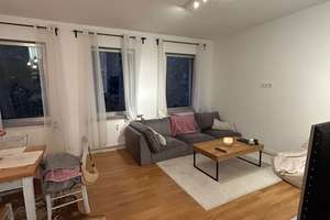 Nachmieter für  Zentrale 2 Zimmer-Wohnung in Köln