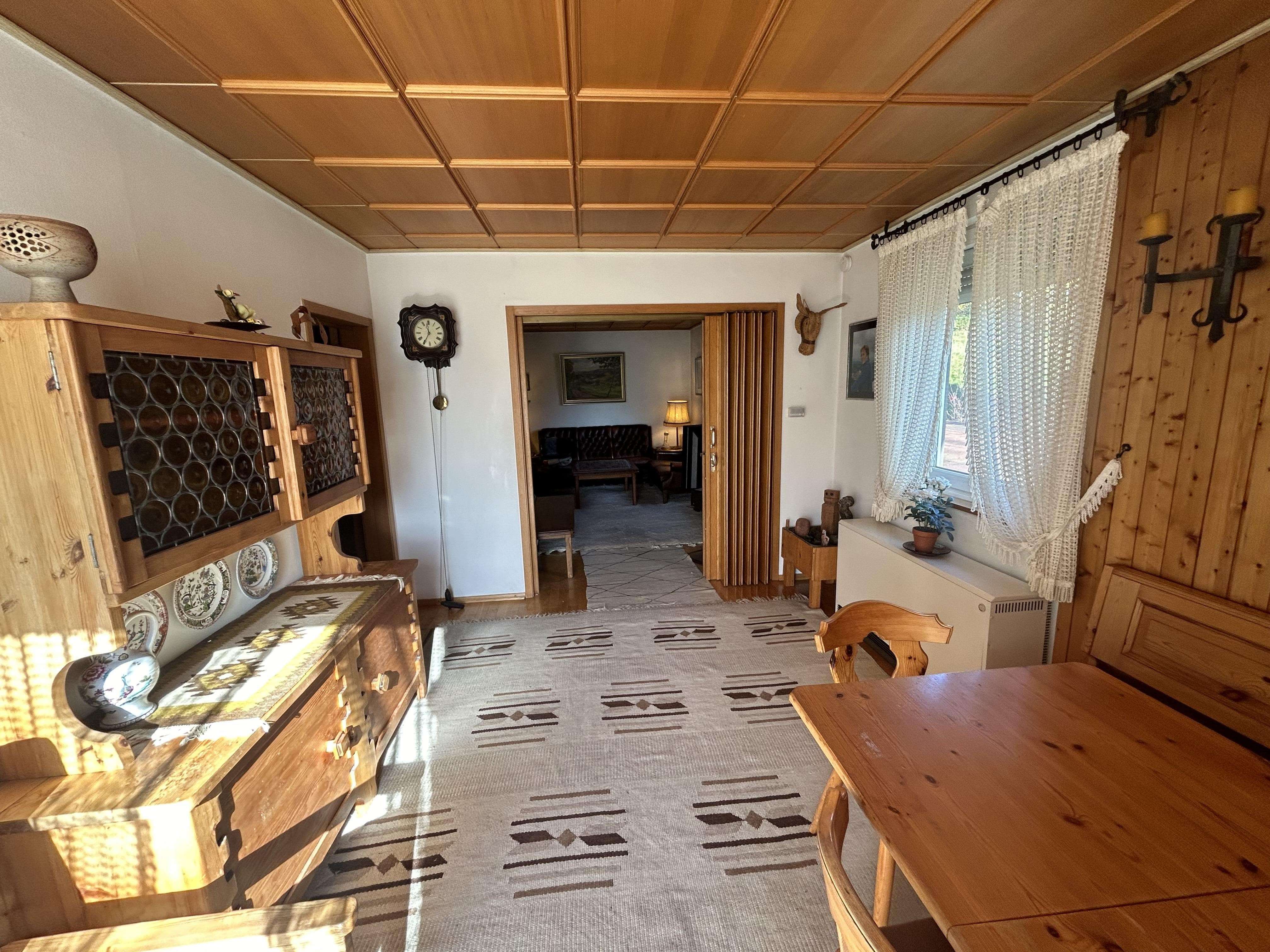 Immobilie in Furtwangen im Schwarzwald - Gepflegte Doppelhaushälfte in ruhiger Wohnlage von 78120 Furtwangen! - Bild 1