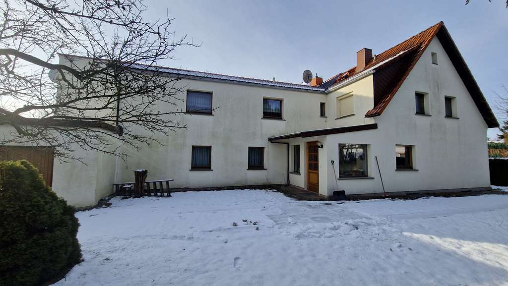 Immobilie in Bautzen - Budyšin - Doppelhaushälfte mit Nebengelass und großem Grundstück in ruhiger Stadtrandlage von Bautzen - Bild 0