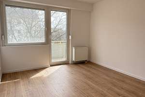 Attraktive 3-Zimmer Wohnung im 3. OG mit Balkon in Karlsruhe-Mühlburg – Nuittstr 2, 76185 Mühlburg, Karlsruhe – Vorschaubild 7