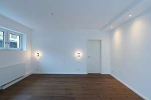 Barrierefreie 5-Zimmer-Wohnung mit 2 Bädern, Garage, Keller-/Hobbyraum und hoher Privatsphäre – Burgstallstrasse 35, 70199 Heslach, Stuttgart – Vorschaubild 7