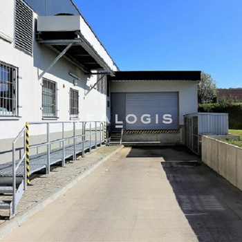Cham, ca. 800 m² Lagerhalle zuzüglich Büro zu vermieten